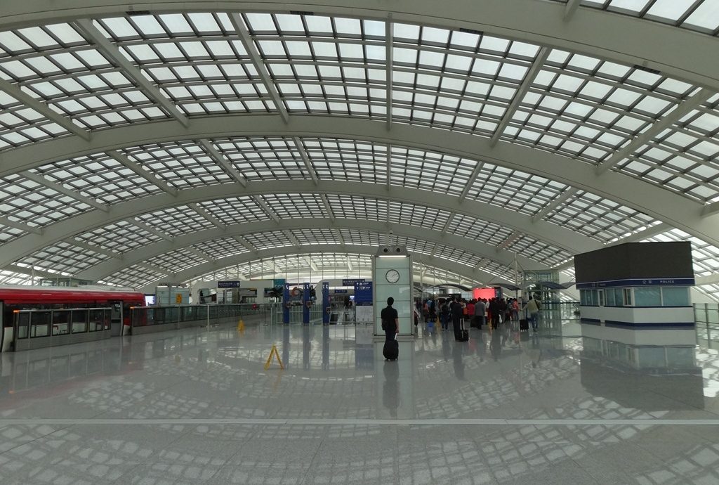 Beijing Airport suffered from intense solar heat